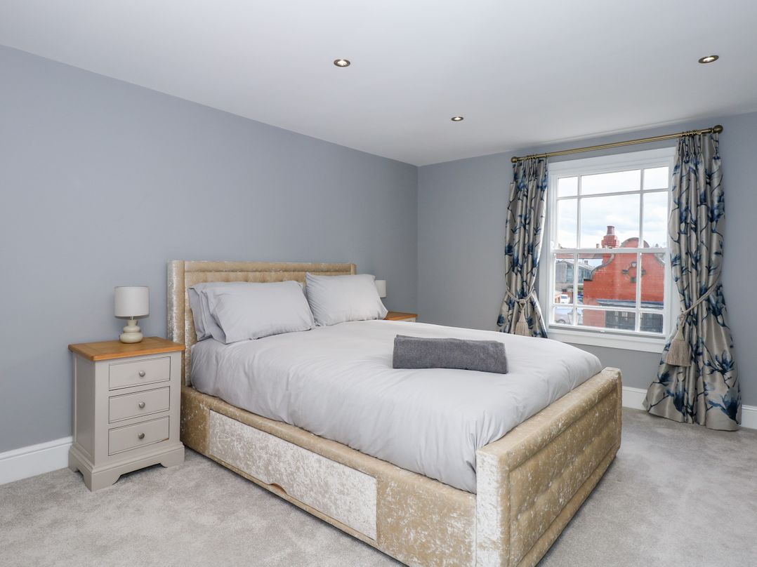 The Eastgate Apartment