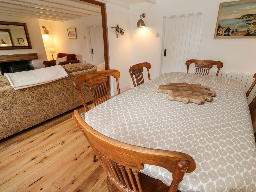 Oaktree Cottage
