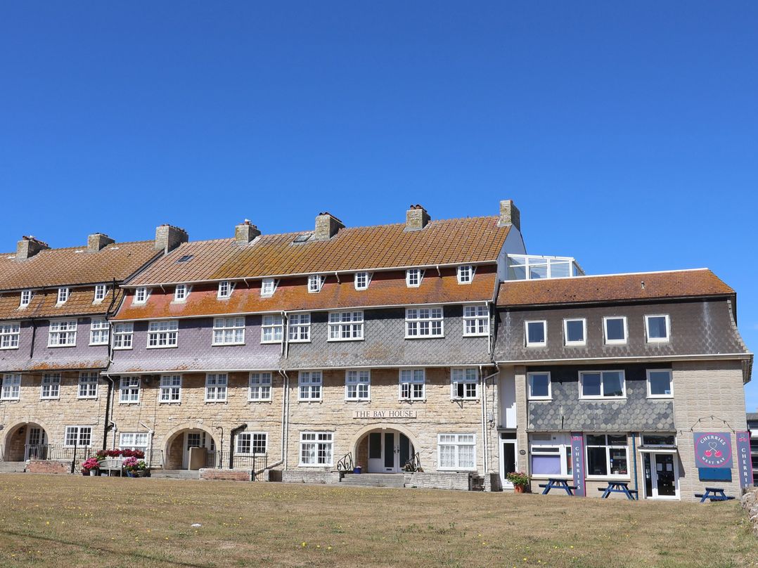 Flat F Bay House