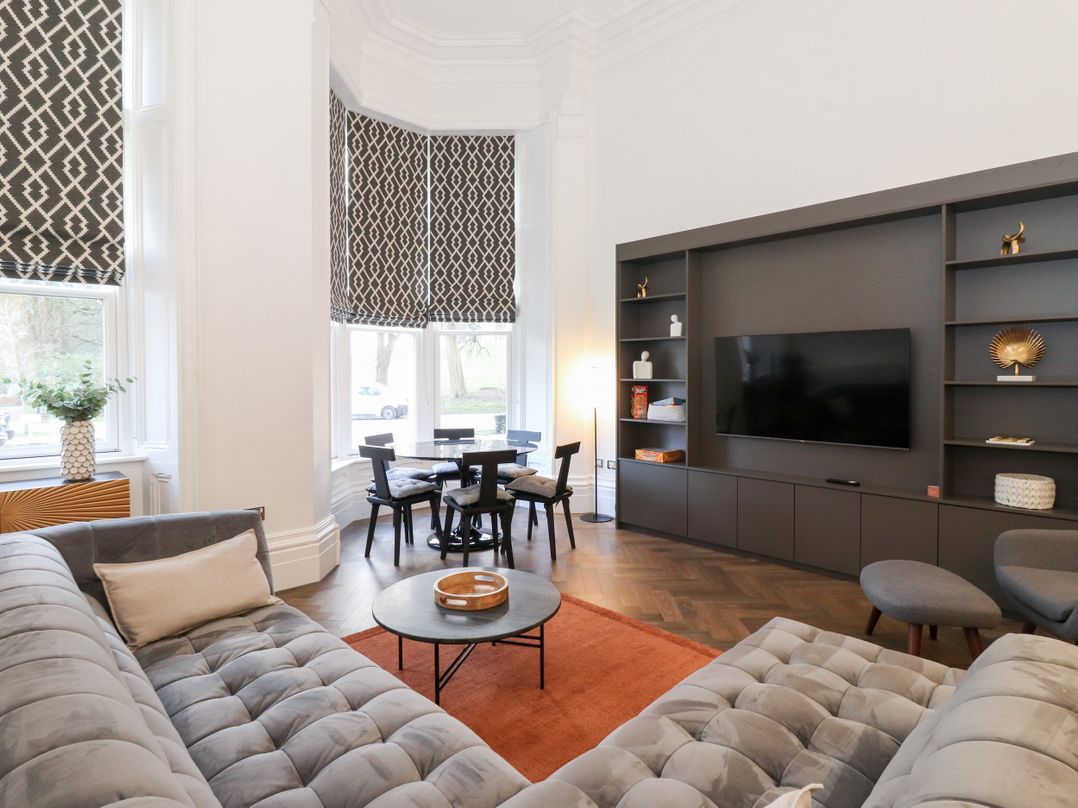 Rowley House at Stone Cross Mansion