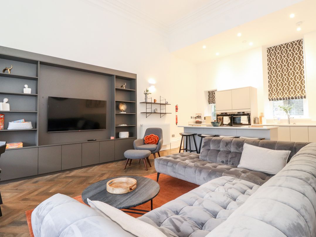 Rowley House at Stone Cross Mansion