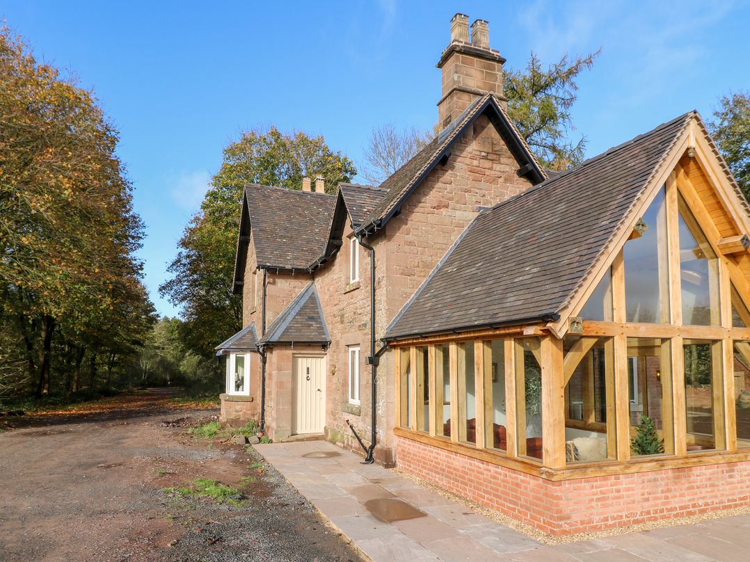 Woodland Lodge