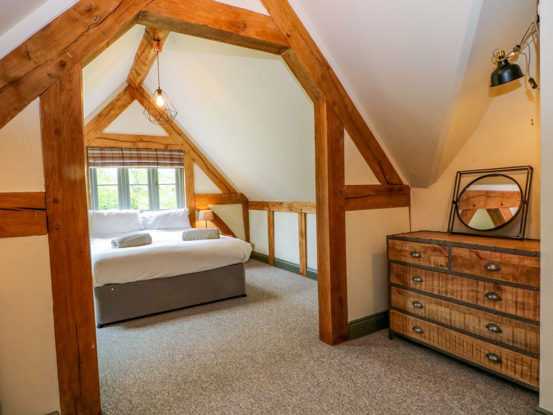 Gayton Stables