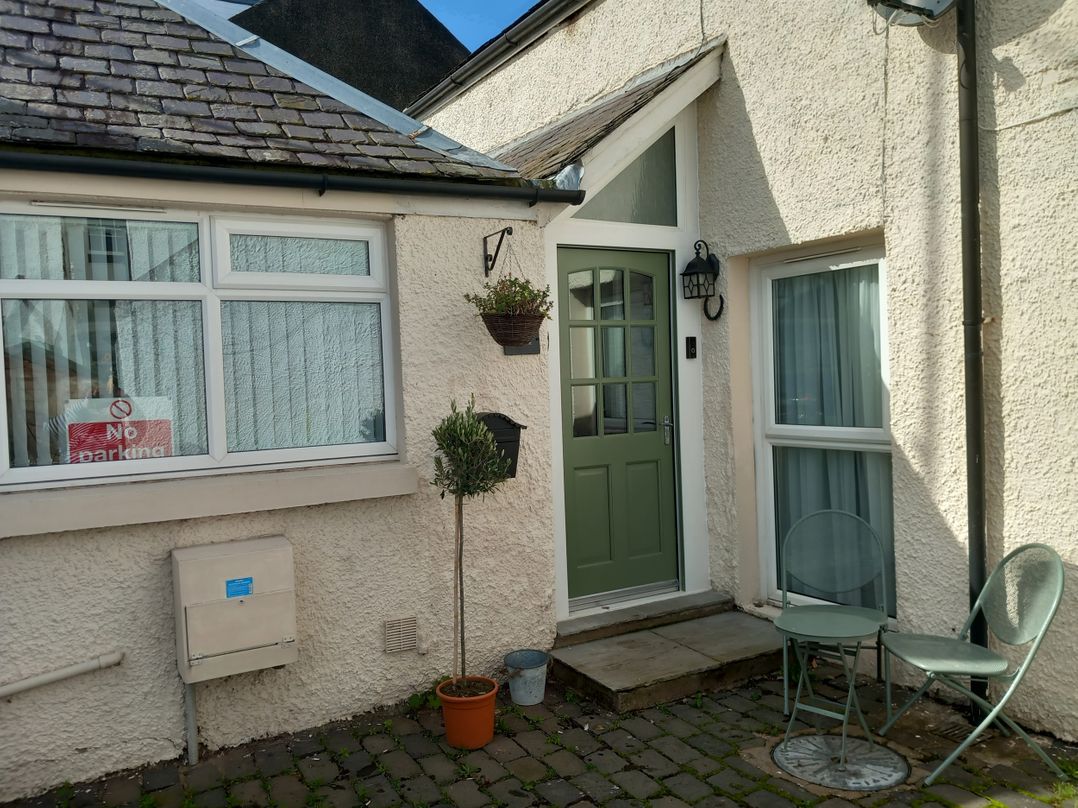 Horseshoe Cottage