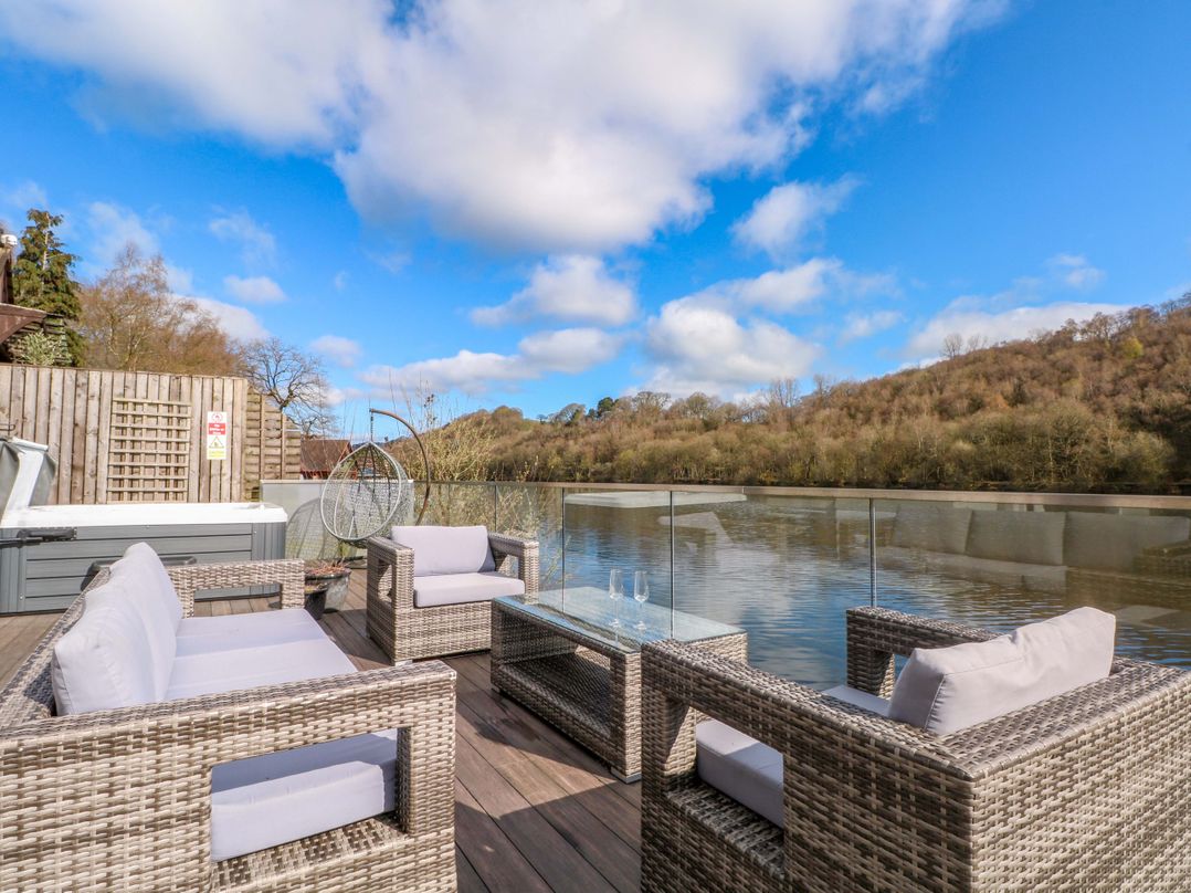 Dog friendly cottage in Leek, Staffordshire - Sleeps 5