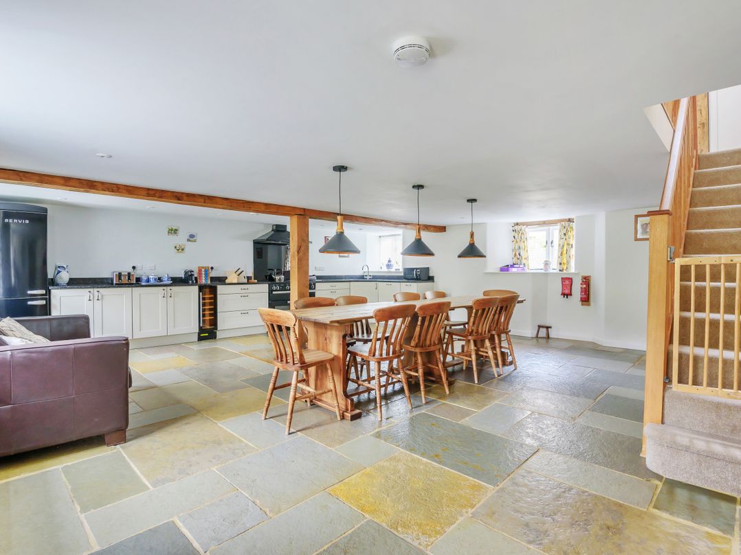 Middle Dean Farmhouse