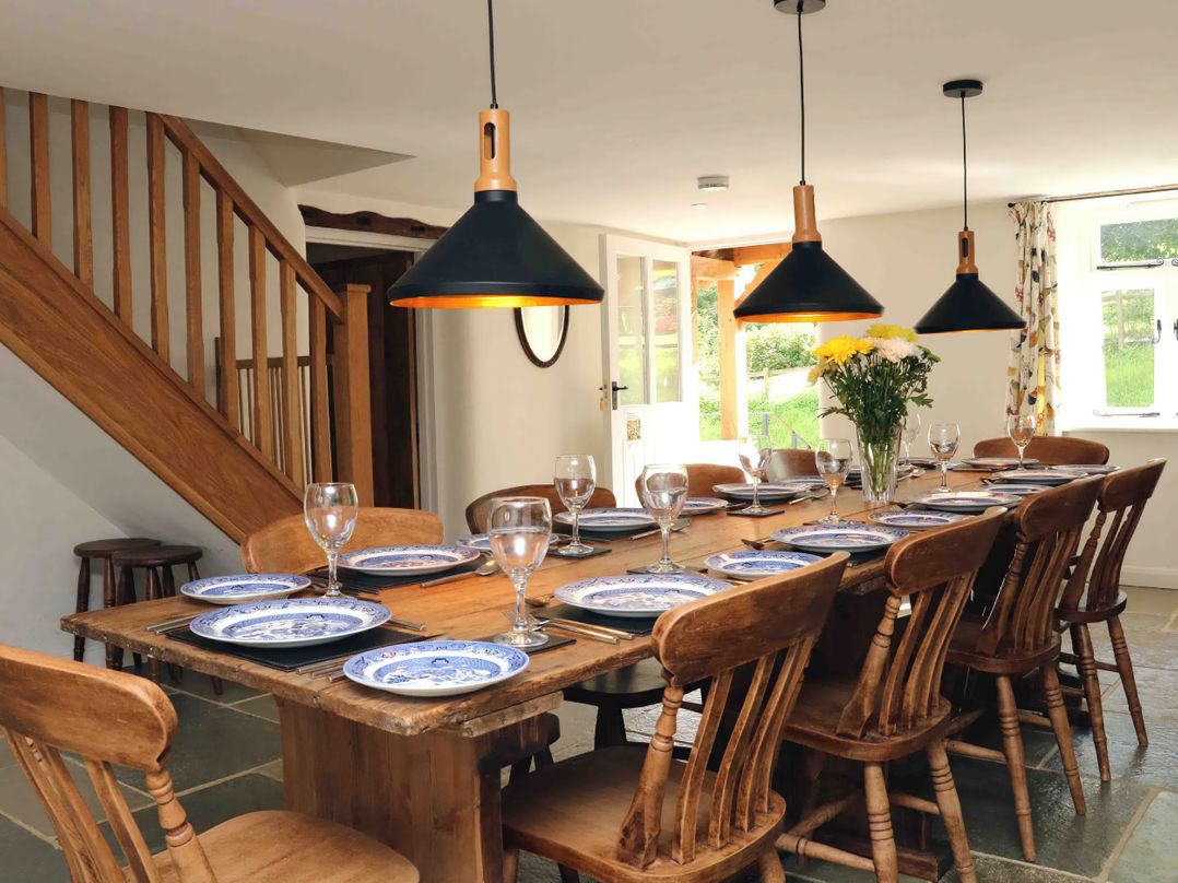 Middle Dean Farmhouse