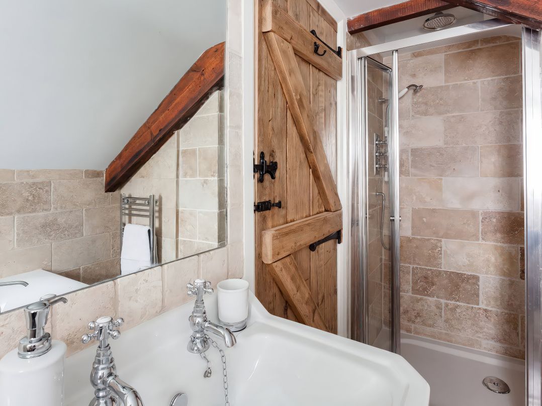 Middle Dean Farmhouse