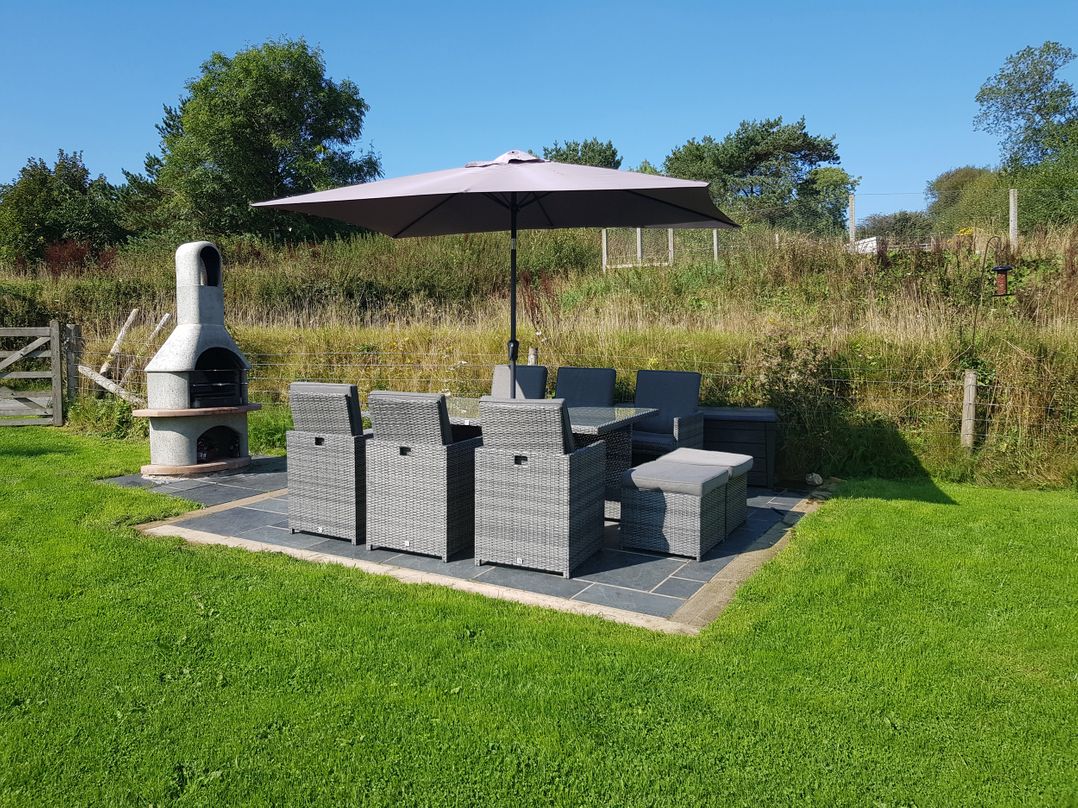 Middle Dean Farmhouse