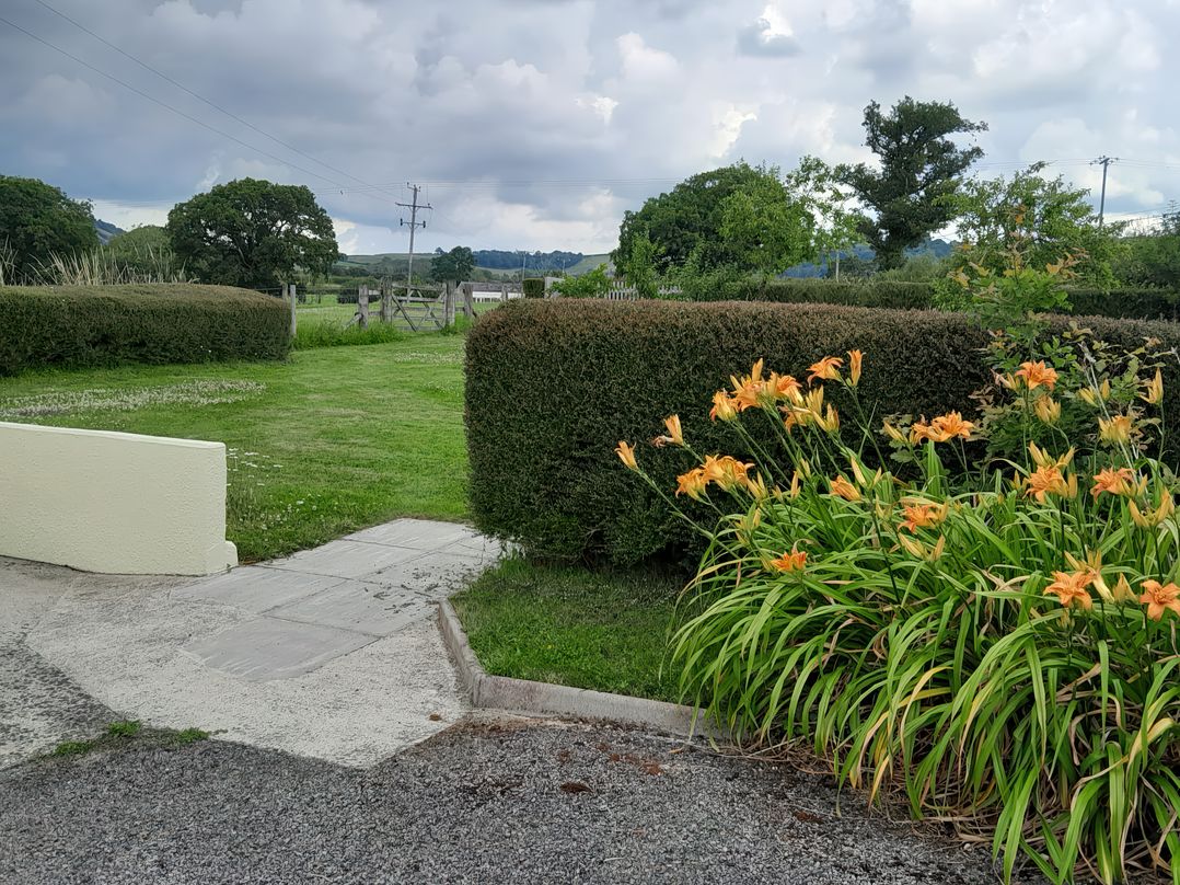 Broadstones