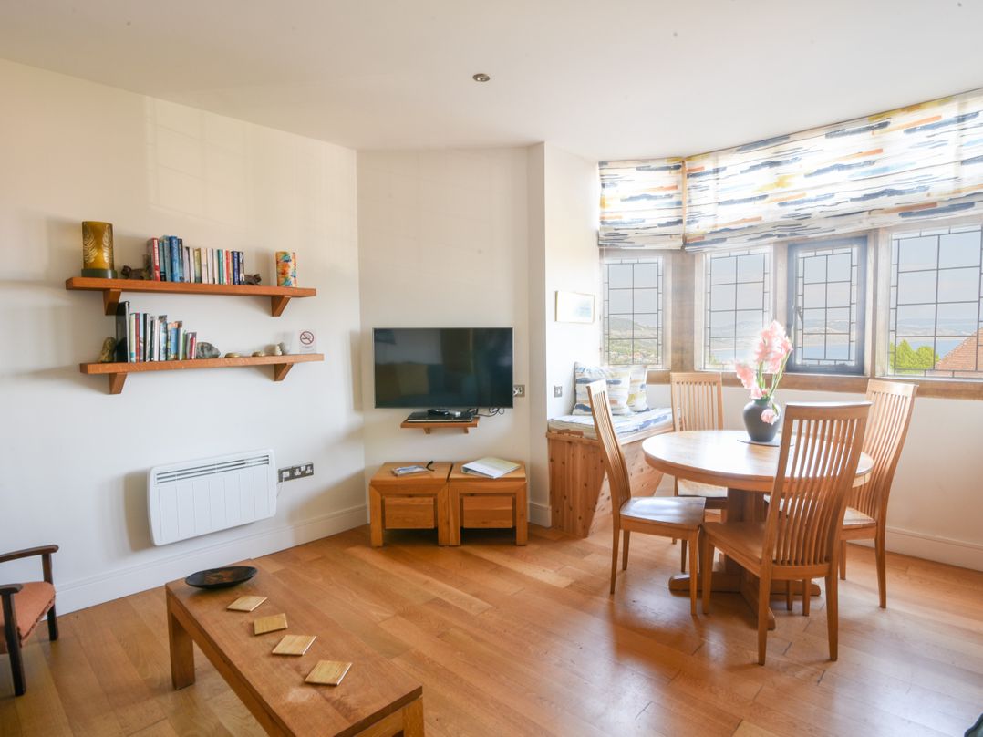 3 Coram Tower
