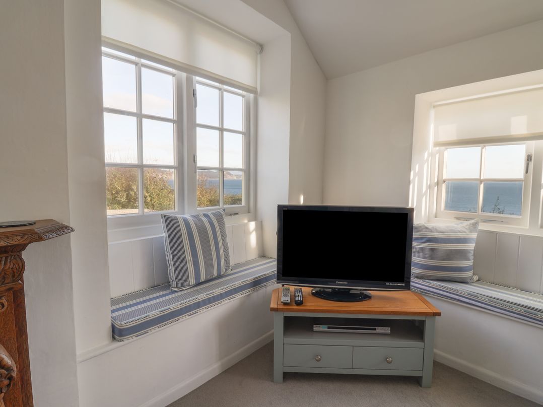 4 East Cliff
