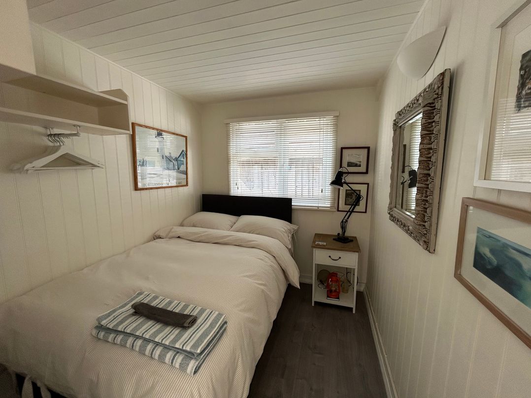 8 Bowling Green Chalets