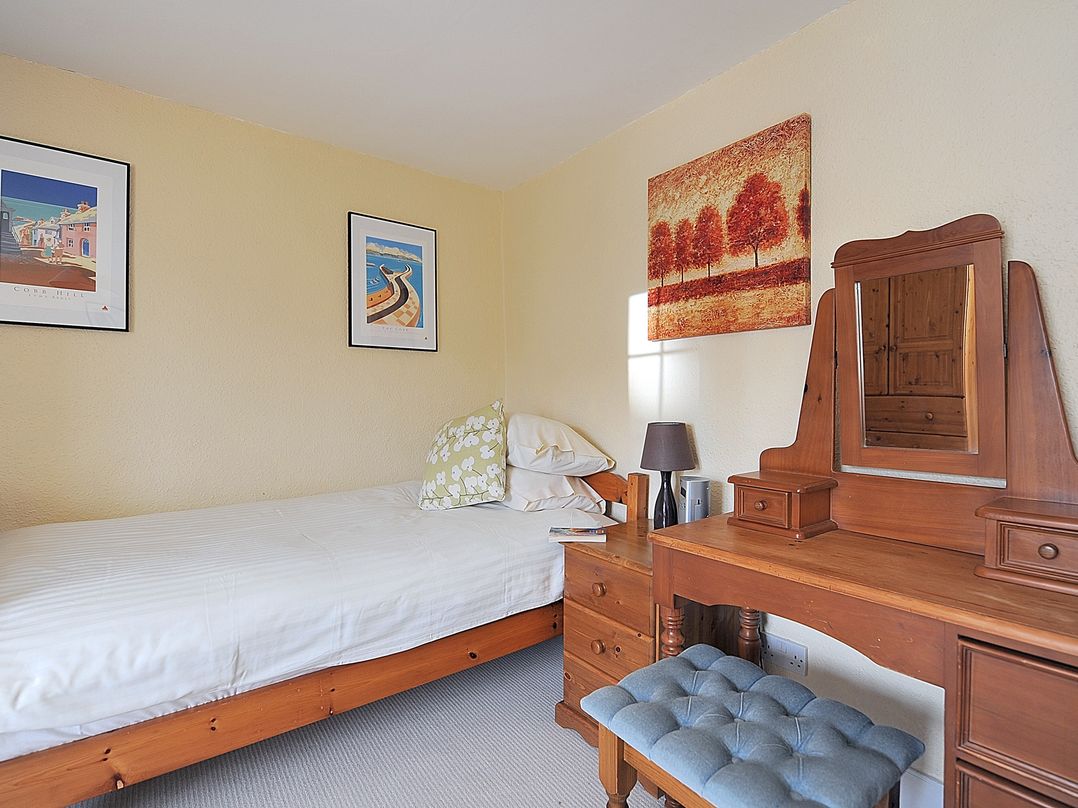 4/5 Georges Square