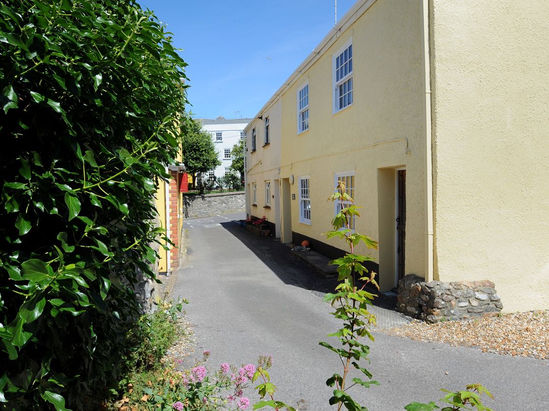 4/5 Georges Square