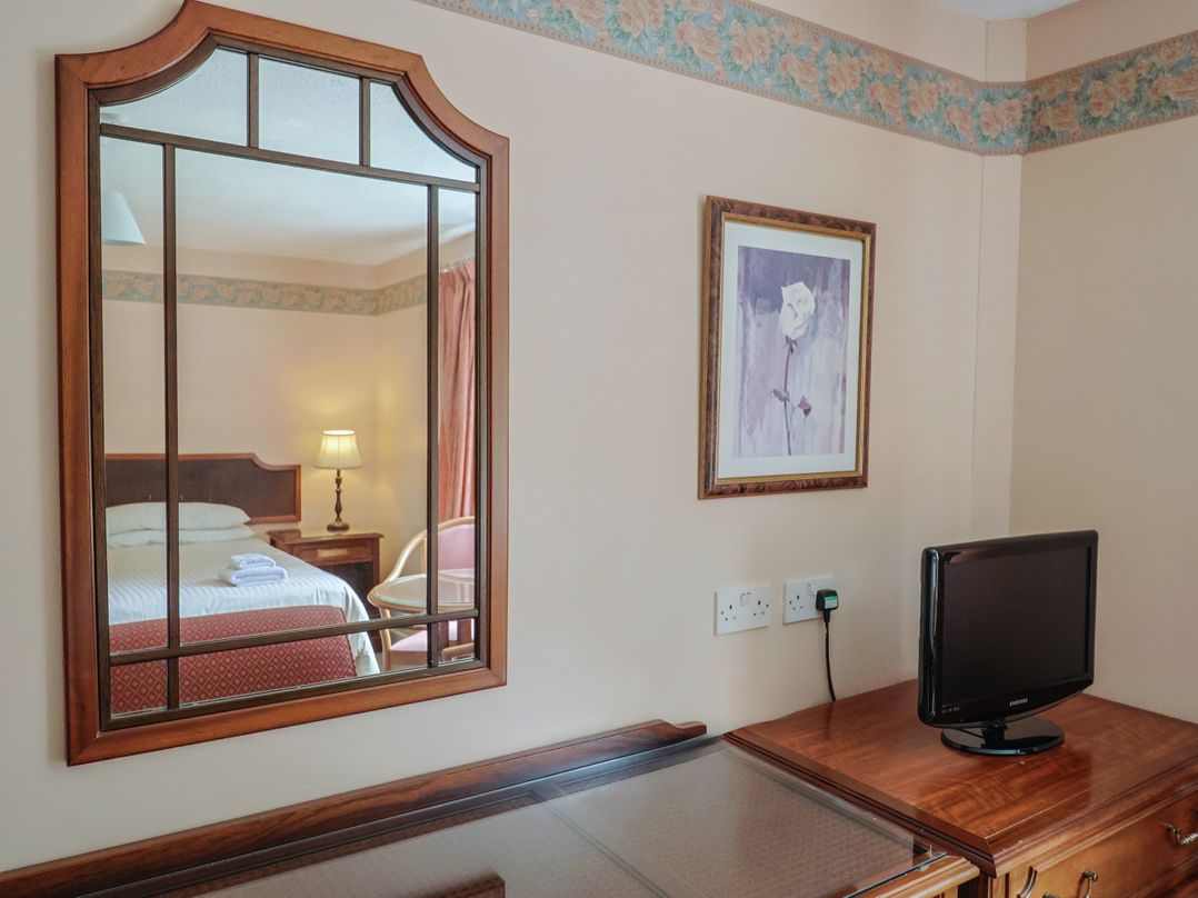 The Orchard Country House