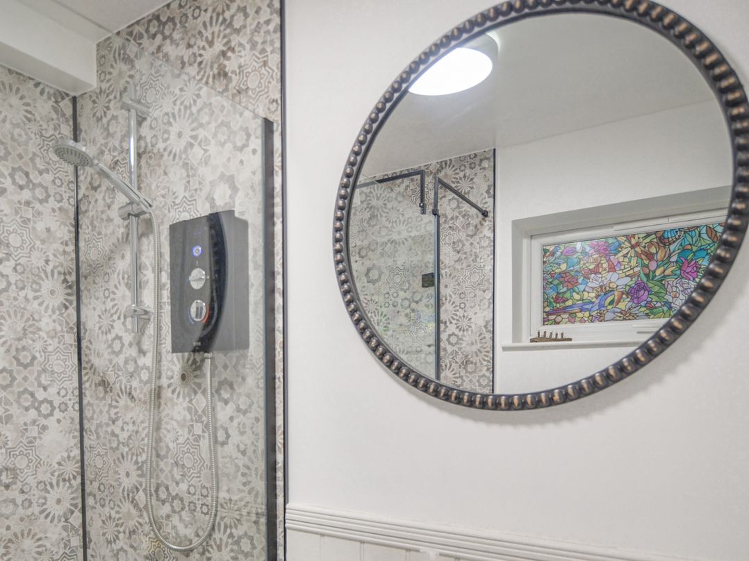 1 Bay View Court