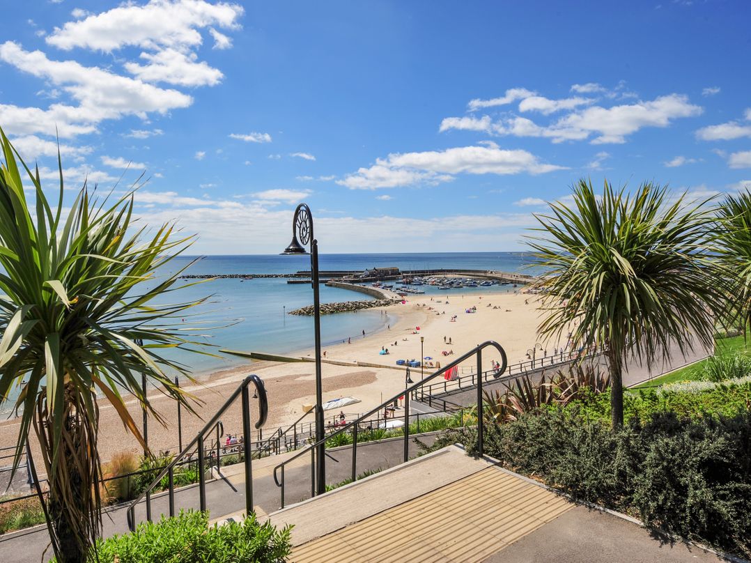 1 Bay View Court