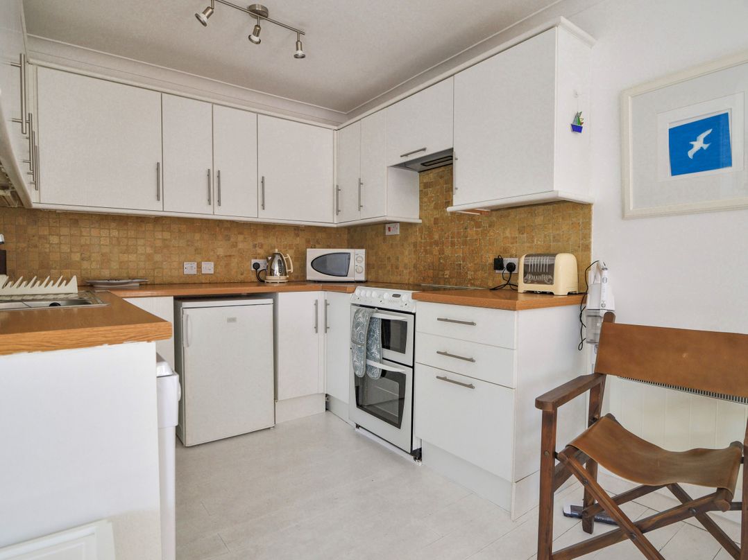 1 Bay View Court