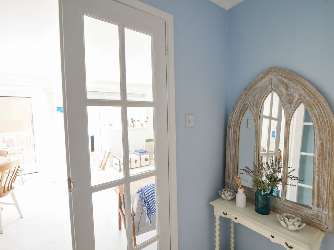 1 Bay View Court