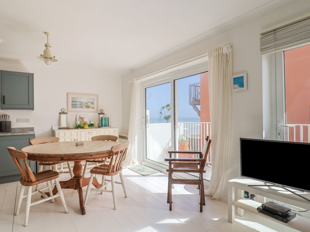 1 Bay View Court