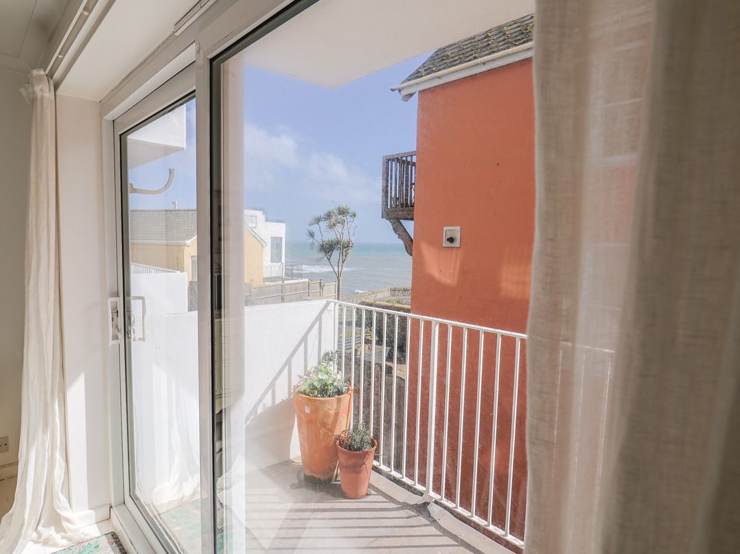 1 Bay View Court