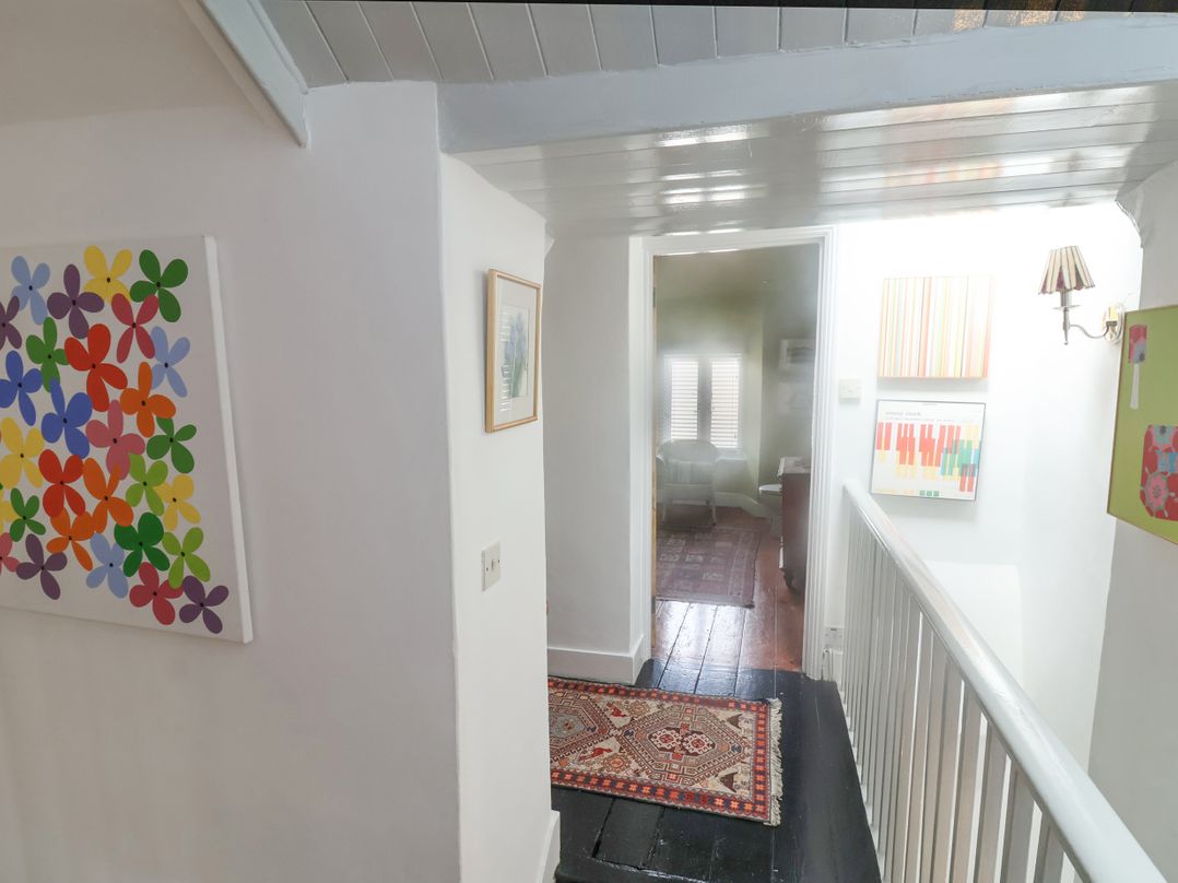 Coombe Street Cottage