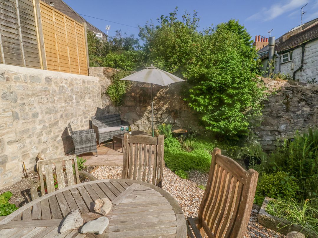Coombe Street Cottage
