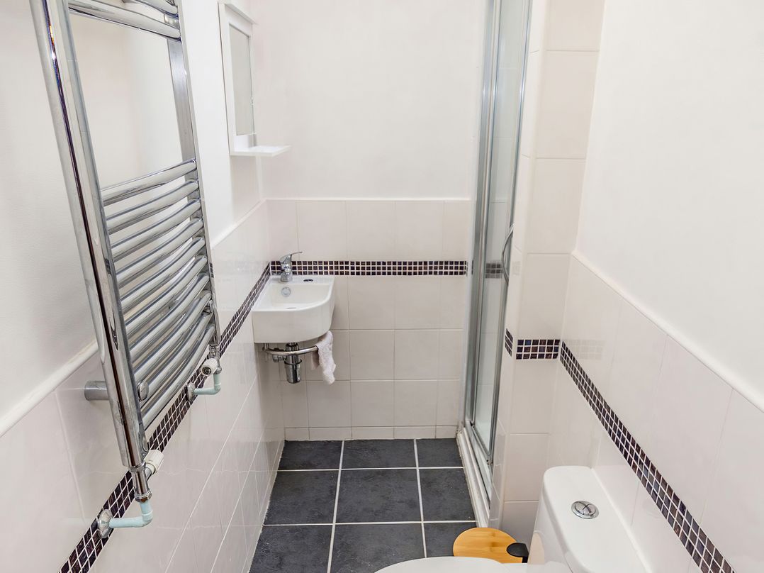 8A Wellington Terrace