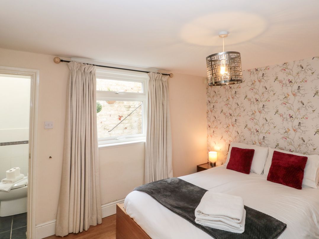 8A Wellington Terrace