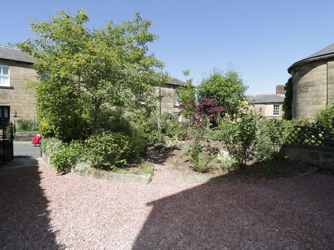 Laburnum Cottage
