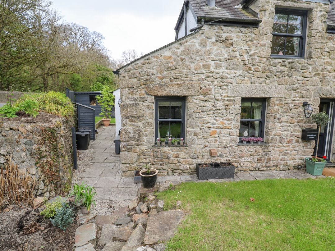 Wood Brook Cottage
