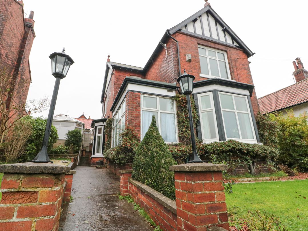 28 Manor Road