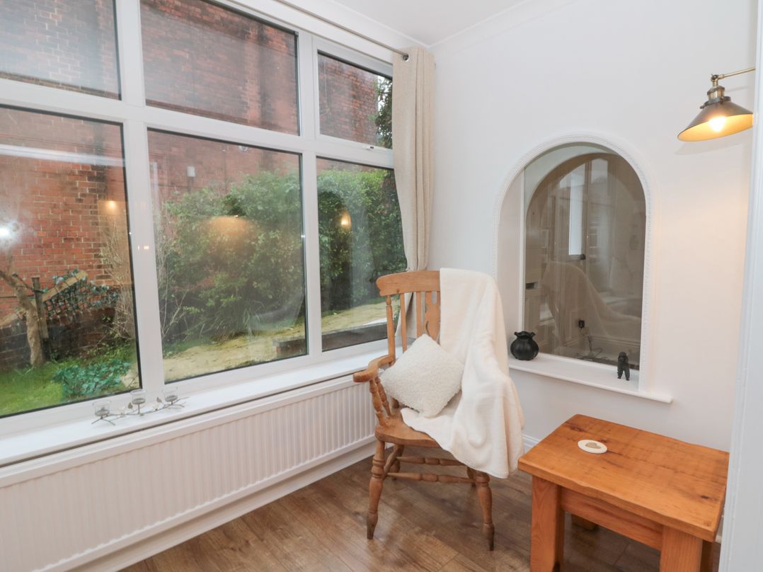 28 Manor Road