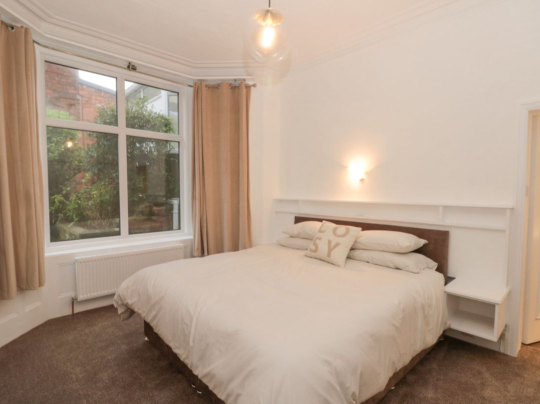 28 Manor Road