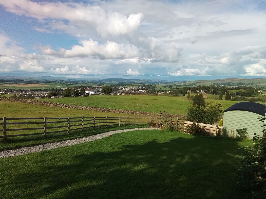 The Journeyman Luxury Shepherds Hut