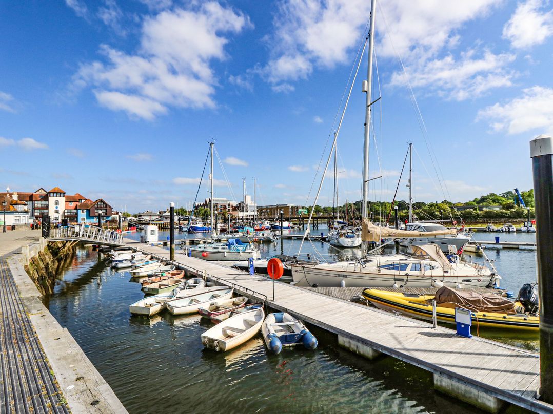 Lymington Lodge at Normandy Marsh