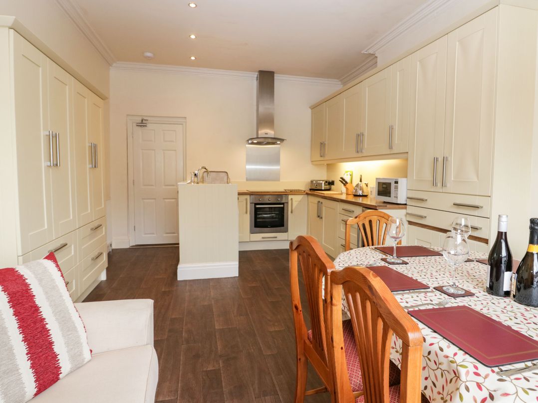 Flat 1 Kentholme