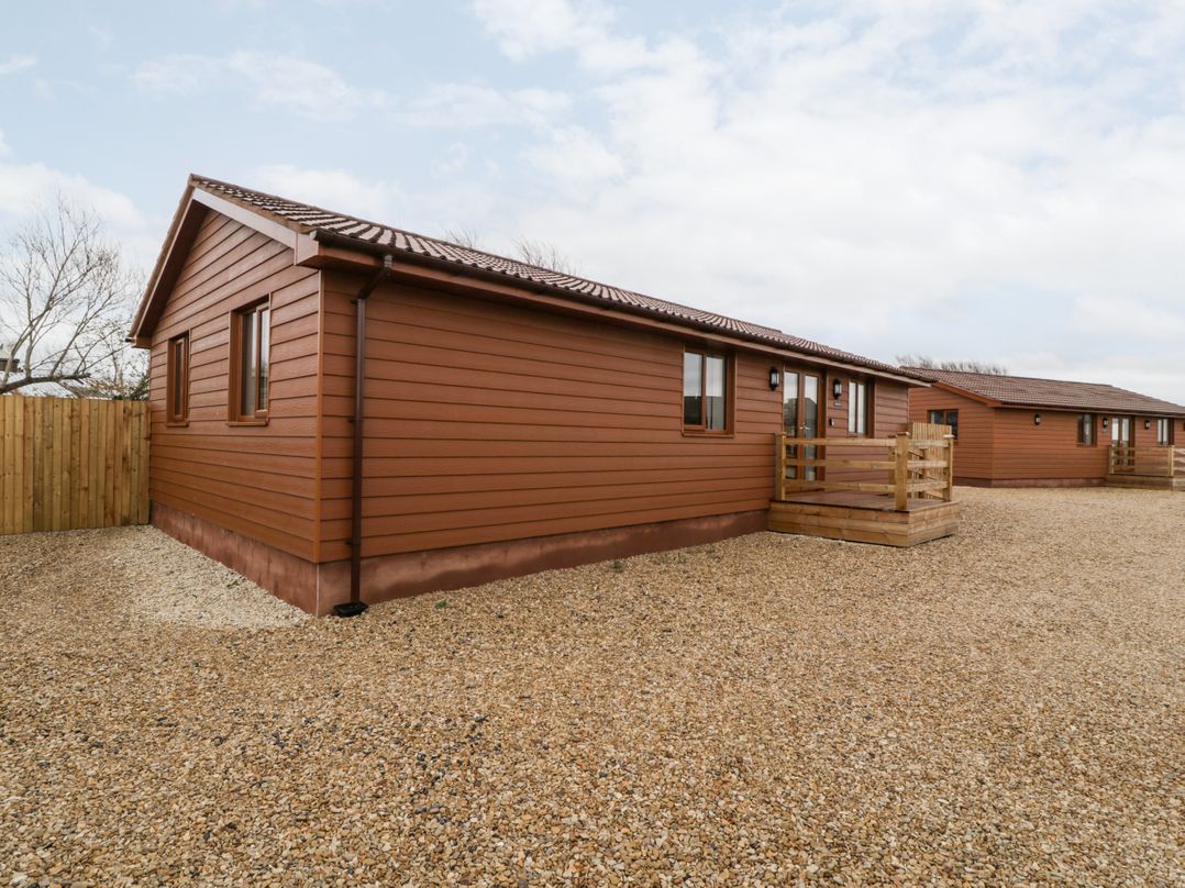 Bluebell Lodge, Meadow view lodges