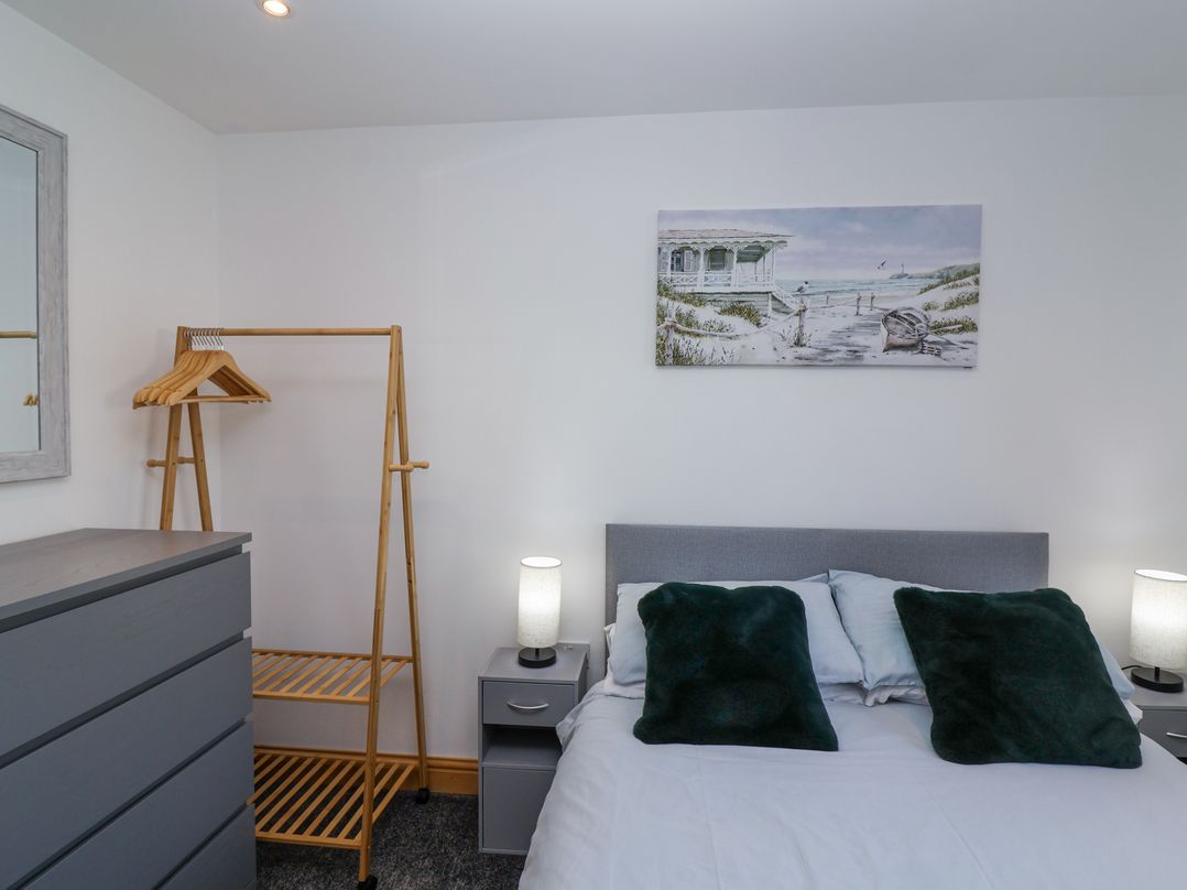 Bluebell Lodge, Meadow view lodges