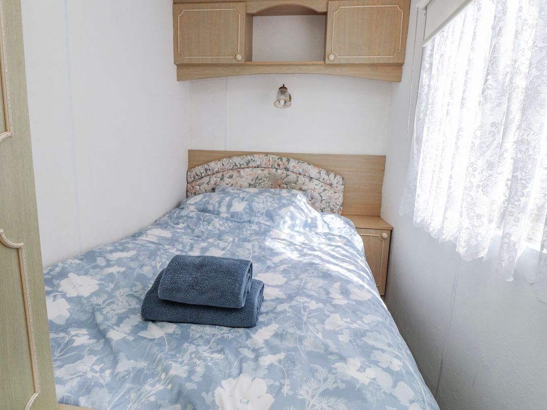 Fron Dderw Caravan
