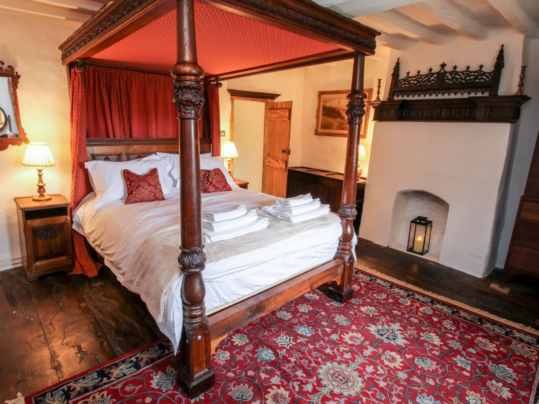 Pentre Hall