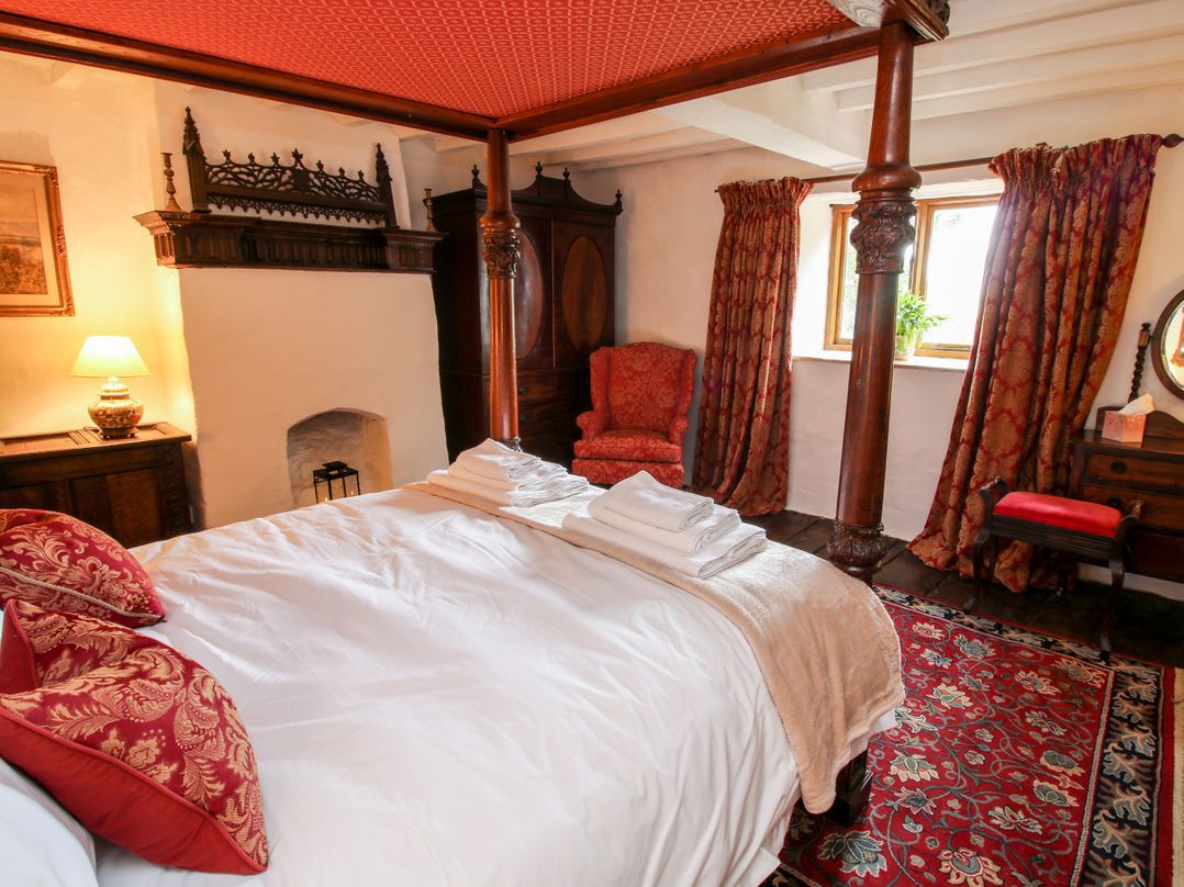 Pentre Hall