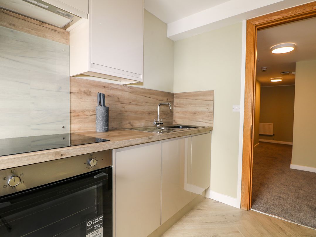 Marine Court Three Bedroom Second-floor Apartment 32