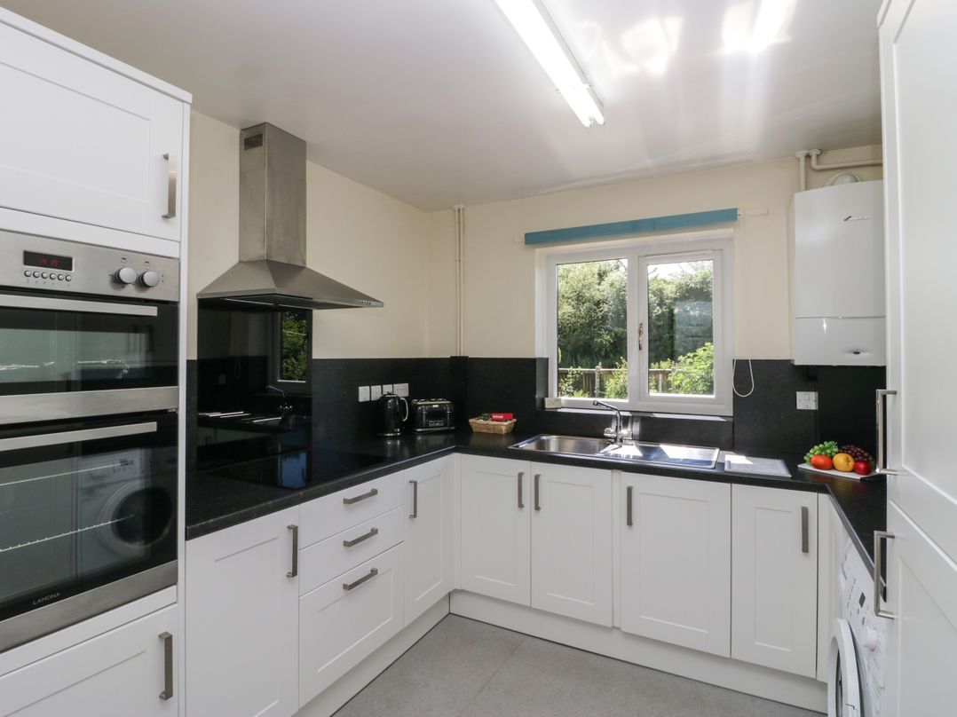 Jubilee Two Bedroom House Pet Friendly
