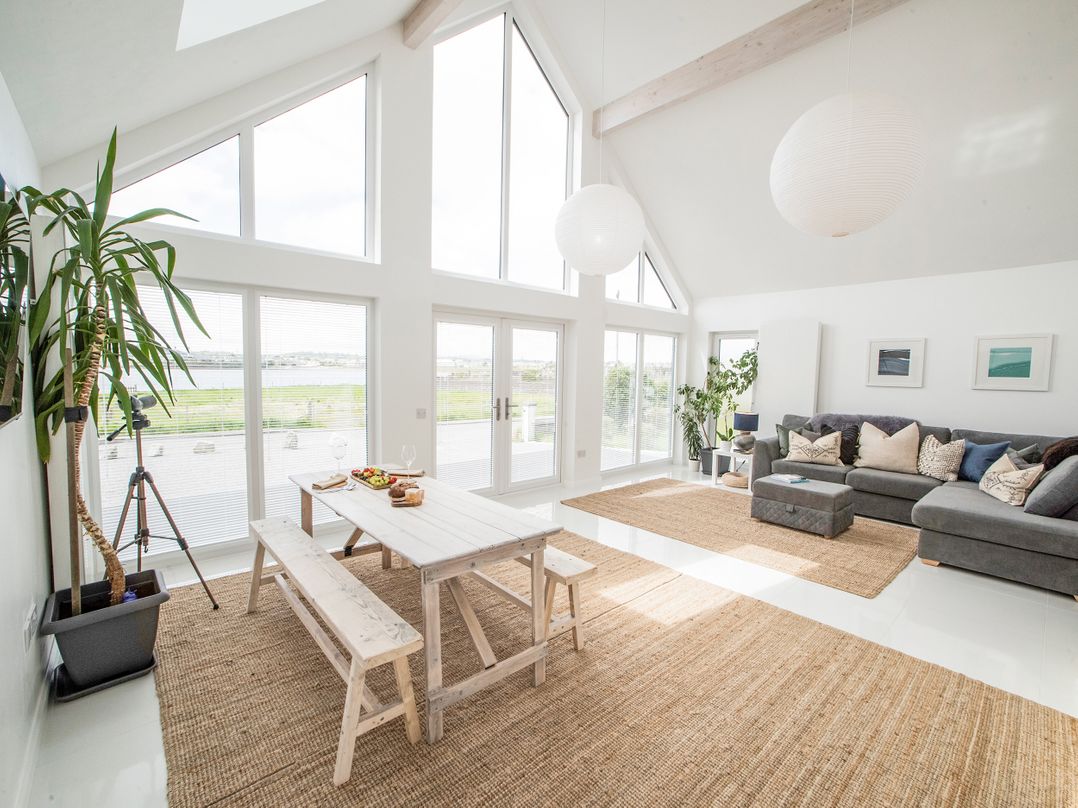 Shore Lodge