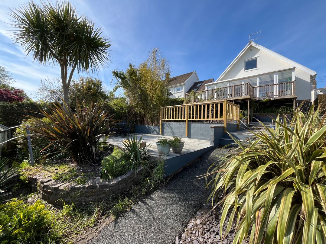 Old Orchard, Saundersfoot - Sleeps 6 guests