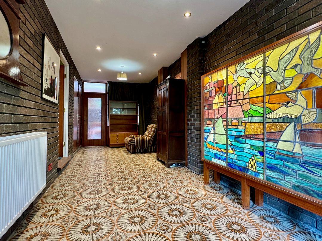 Pant Golau House
