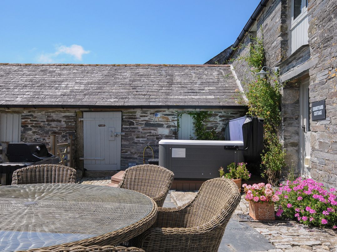 Courtyard Cottage - within the Helland Barton Farm collection