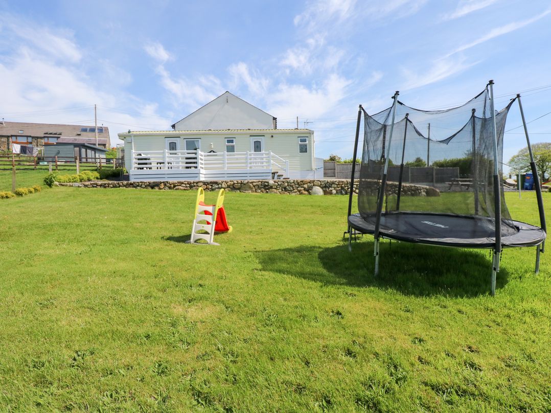 Ty Newydd Caravan